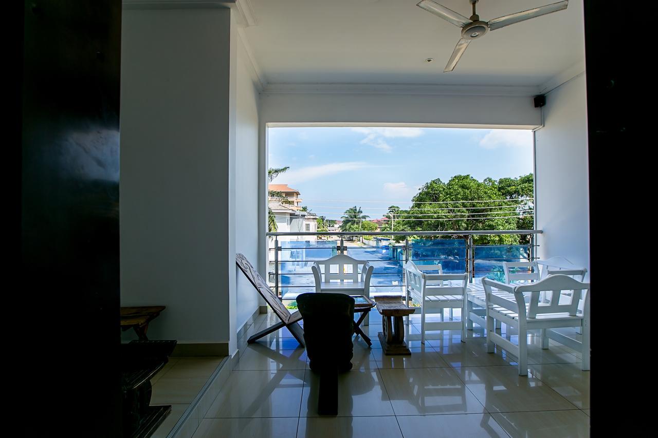 @Home Boutique B&B Hostel And Suite Άκρα Εξωτερικό φωτογραφία