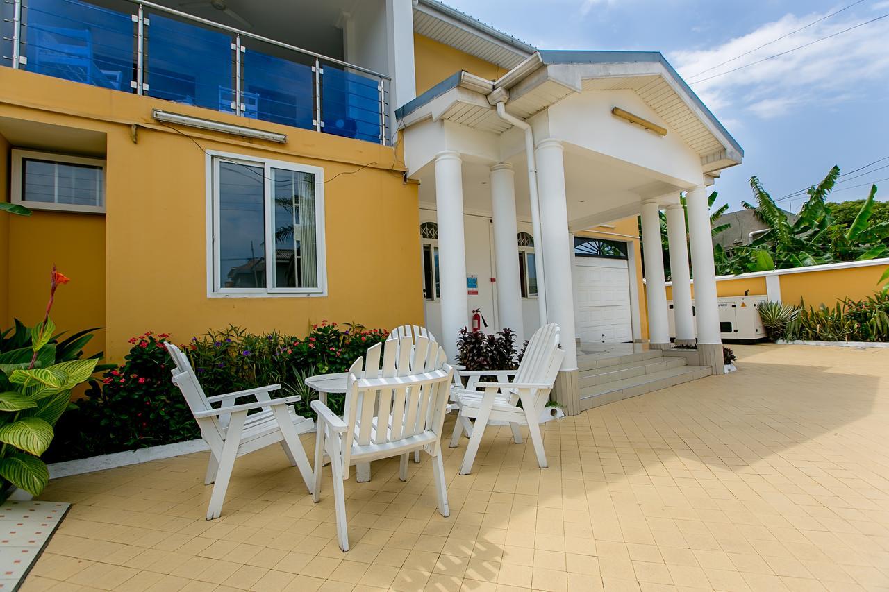 @Home Boutique B&B Hostel And Suite Άκρα Εξωτερικό φωτογραφία